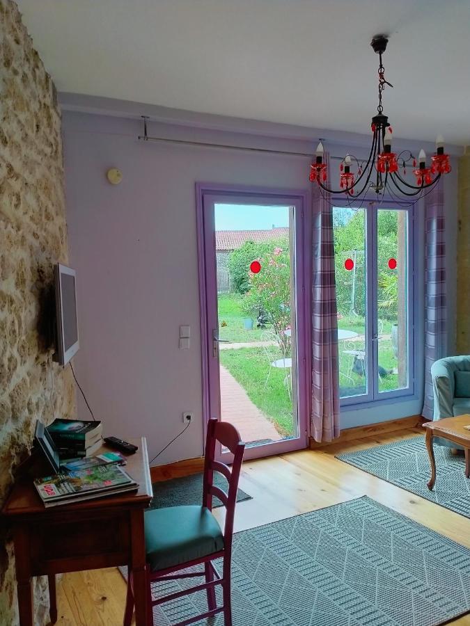 La Cadournaise Bed and Breakfast Saint-Seurin-de-Cadourne Εξωτερικό φωτογραφία