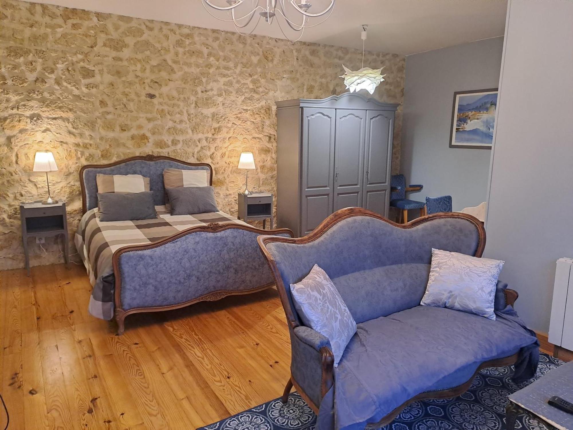 La Cadournaise Bed and Breakfast Saint-Seurin-de-Cadourne Εξωτερικό φωτογραφία