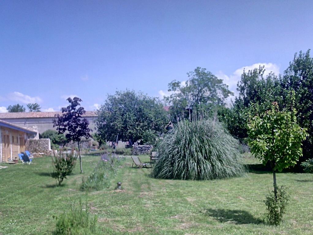 La Cadournaise Bed and Breakfast Saint-Seurin-de-Cadourne Δωμάτιο φωτογραφία